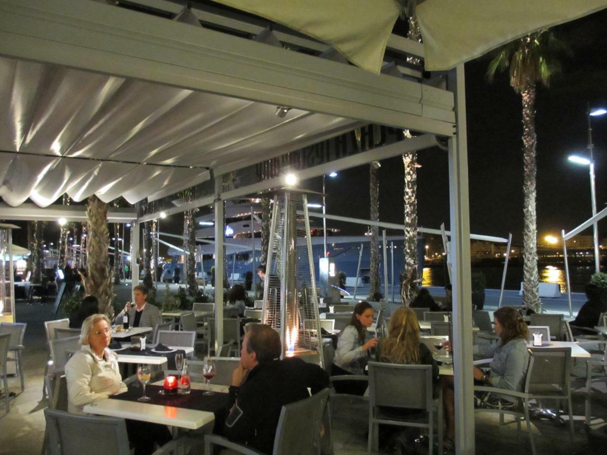 Rentcostadelsol Malagueta Miramar マラガ エクステリア 写真